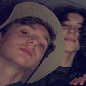 Meet your Posher, Peter